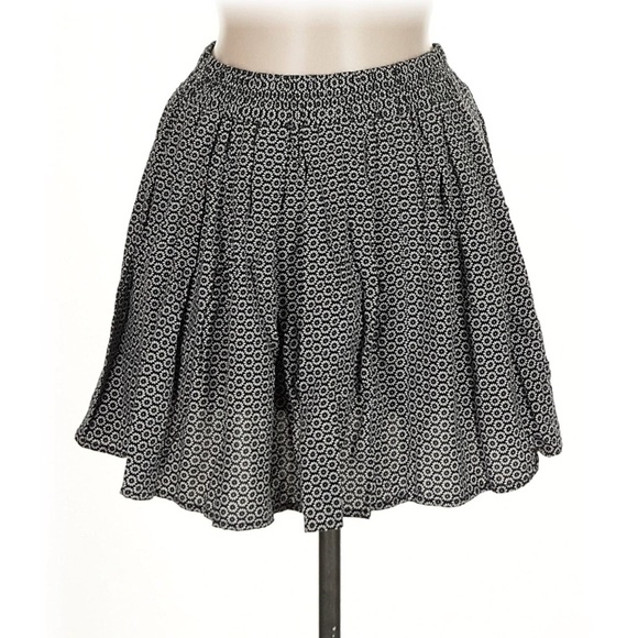 Brandy Melville Dresses & Skirts - Brandy Melville Skirt Nadia Daisy Floral Mini Black White One Size XS Small